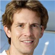 Brauchst du Hilfe bei der Buchhaltung? Nachhilfelehrer für Privatunterricht verfügbar.